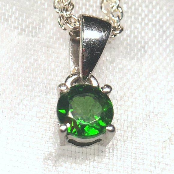 Genuine Chrome Diopside .925 Pendant Natural Gemstone Sterling Silver - Picture 9 of 16
